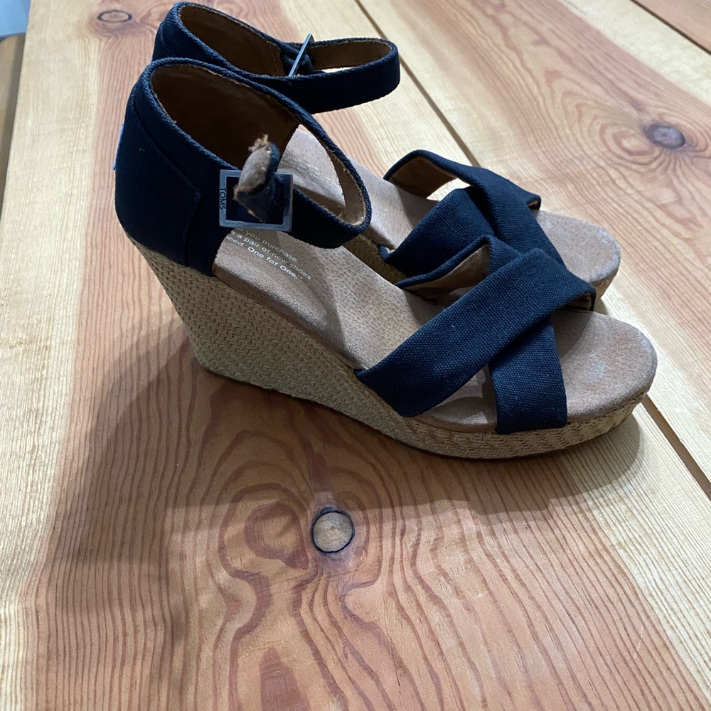 TOMS High Heels. Size 7.5 - gently used - in very great condition.